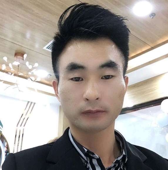 情系半生的第一张照片--中山相亲服务中心