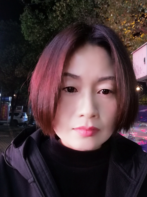风中百合的第一张照片--中山相亲服务中心