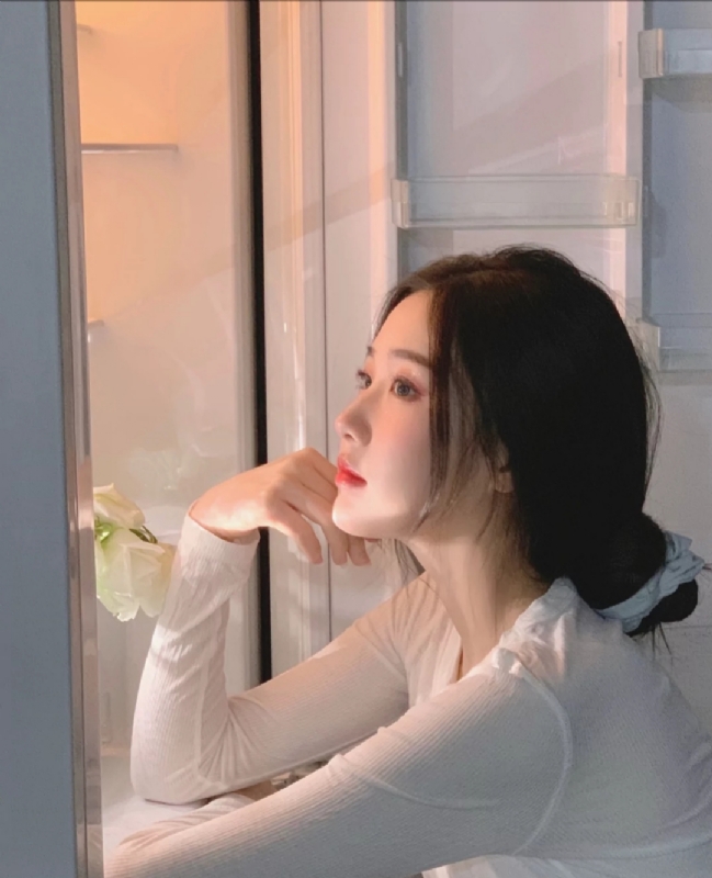 風吹過臉頰的第一张照片--中山相亲服务中心