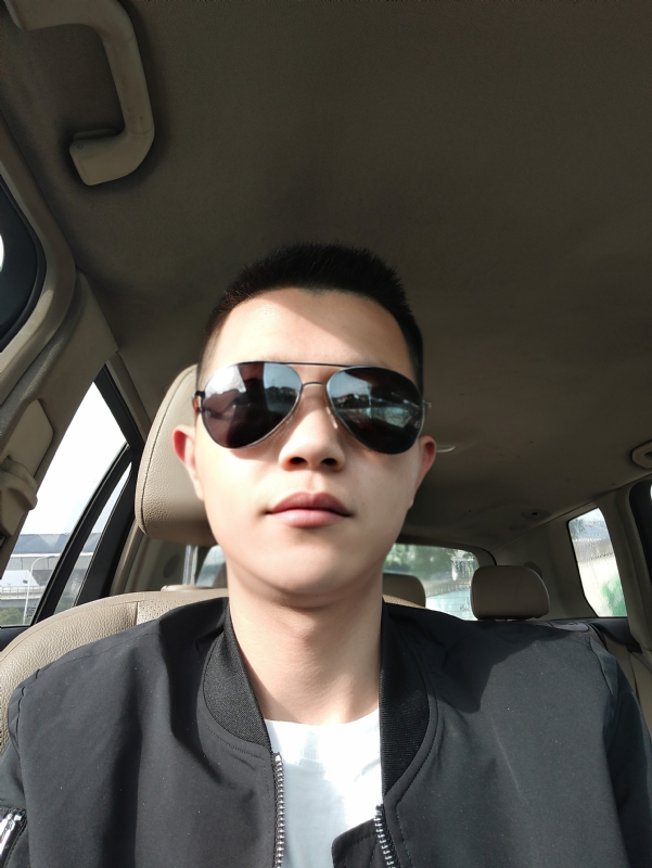 葛先生的第二张照片--中山相亲服务中心