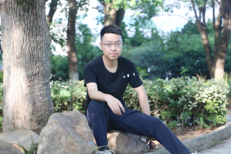 阿帆的第一张照片--中山相亲服务中心