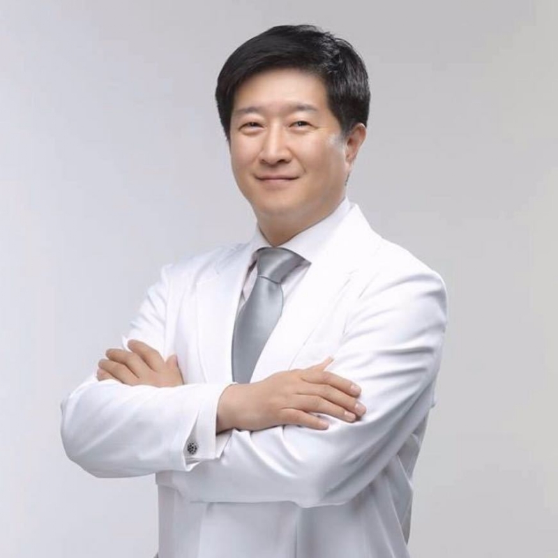 王伟的第四张照片--中山相亲服务中心