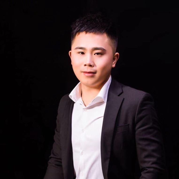 只欠东风的第一张照片--中山相亲服务中心