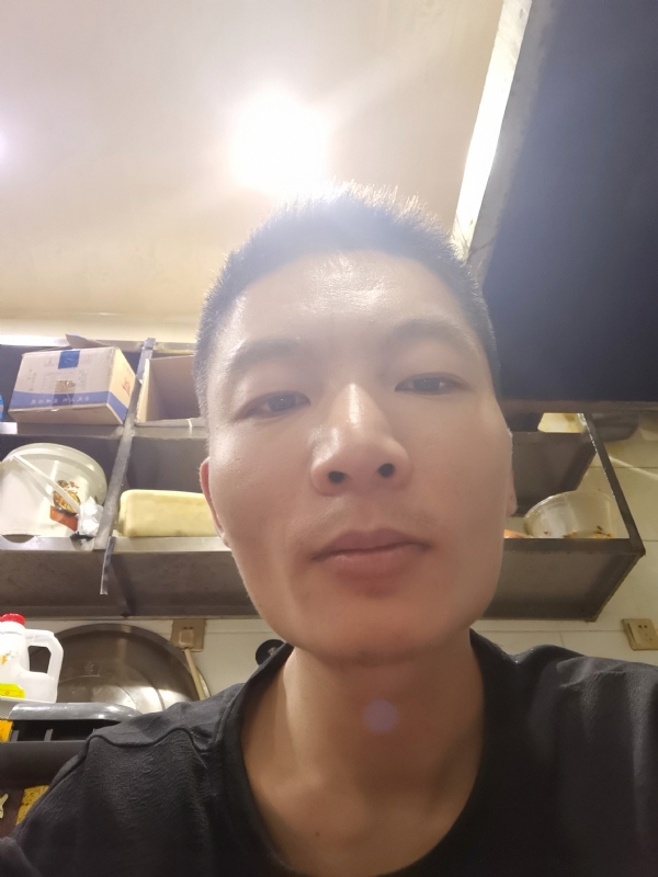 邹先生的第一张照片--中山相亲服务中心