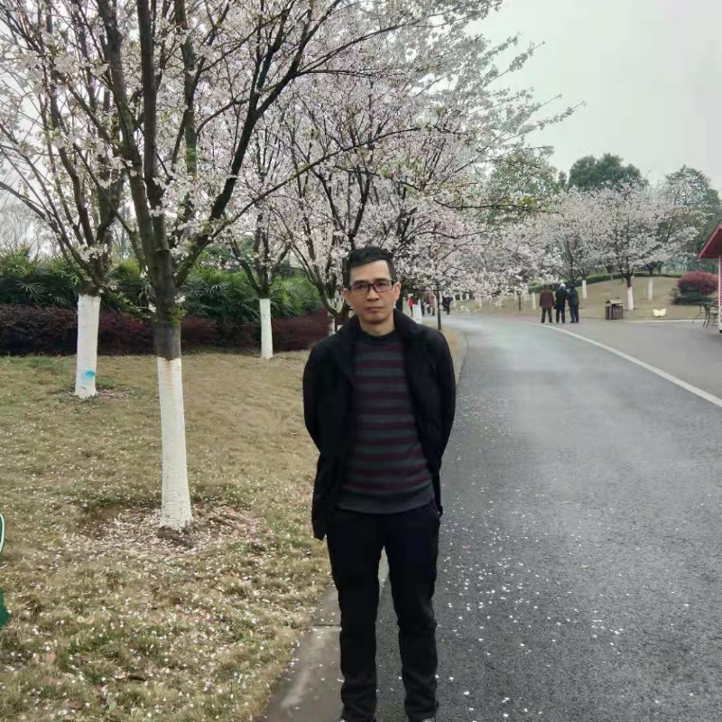 痴心爱人的第一张照片--中山相亲服务中心
