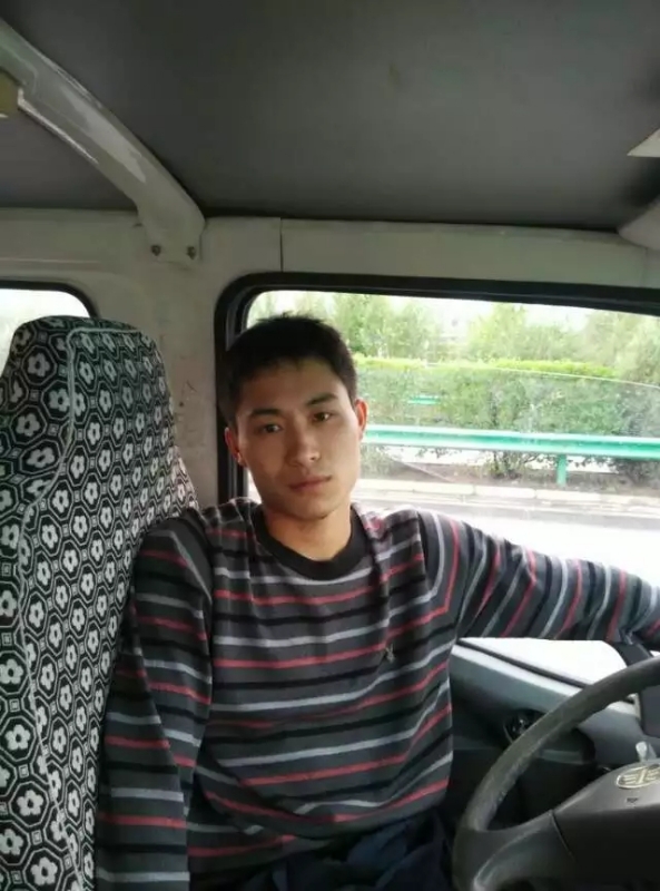 桦树林的第一张照片--中山相亲服务中心