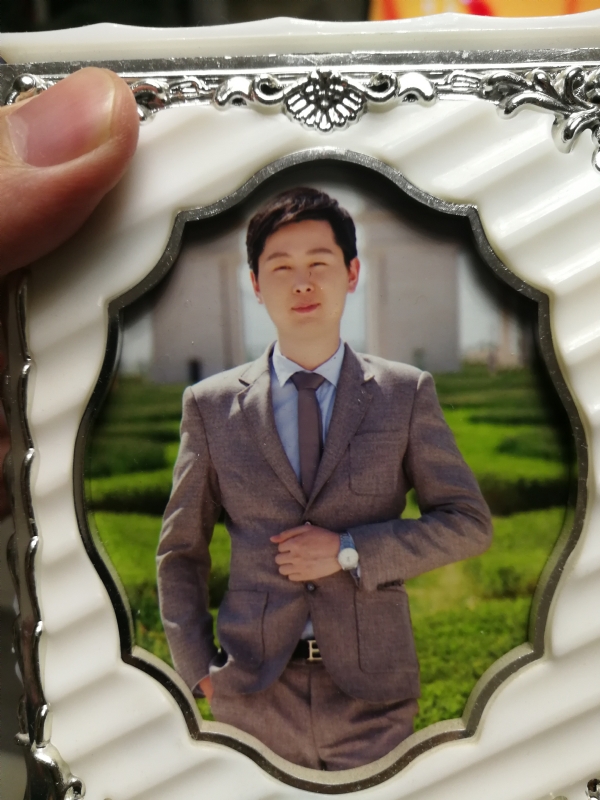 蓝色经典的第一张照片--中山相亲服务中心