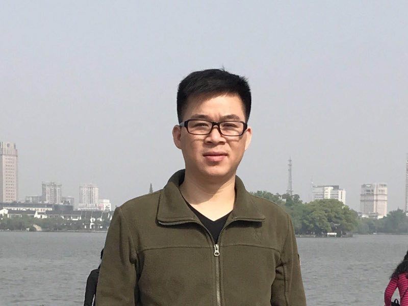 孔雀鱼的第一张照片--中山相亲服务中心