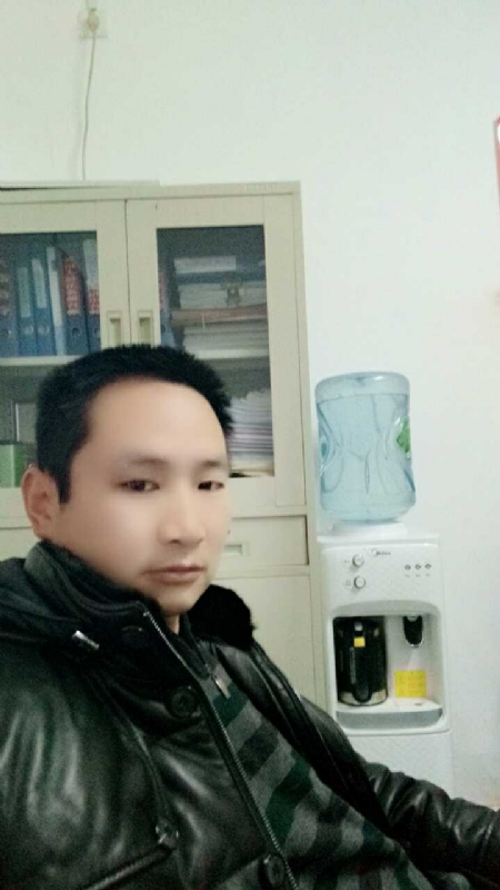 蓝色棒棒糖的第一张照片--中山相亲服务中心