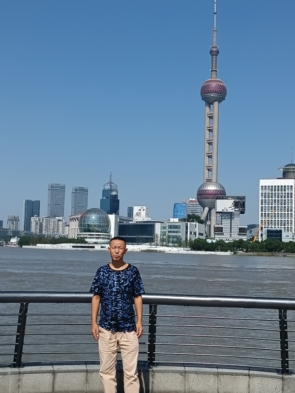 伪装浪漫的第一张照片--中山相亲服务中心