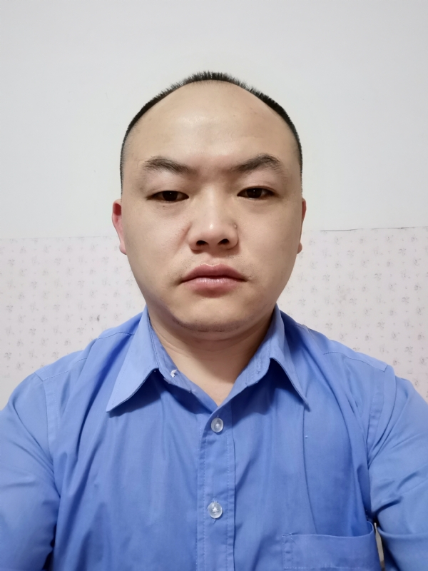 与子携老的第一张照片--中山相亲服务中心