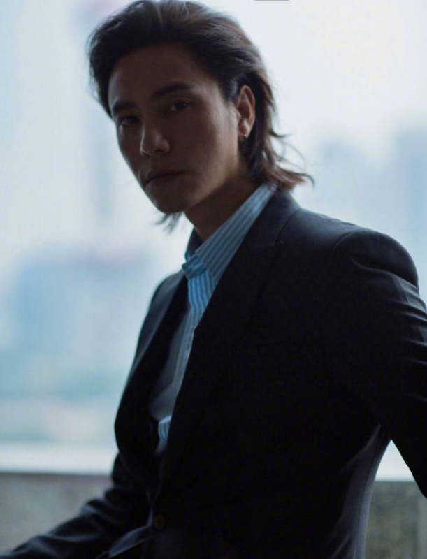 李嘉廷的第三张照片--中山相亲服务中心