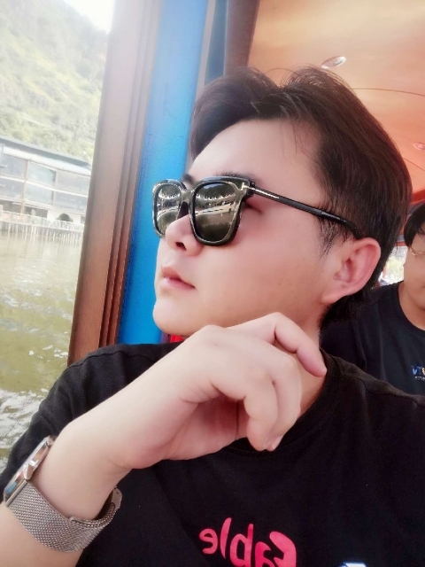 曲生的第一张照片--中山相亲服务中心