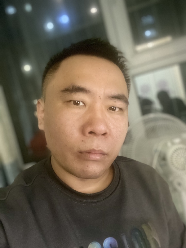 云的第四张照片--中山相亲服务中心