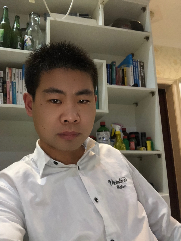 取经年的第二张照片--中山相亲服务中心