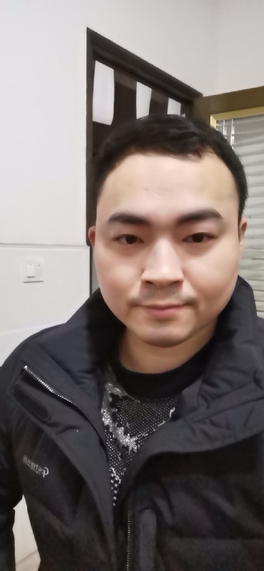 老实人的第一张照片--中山相亲服务中心