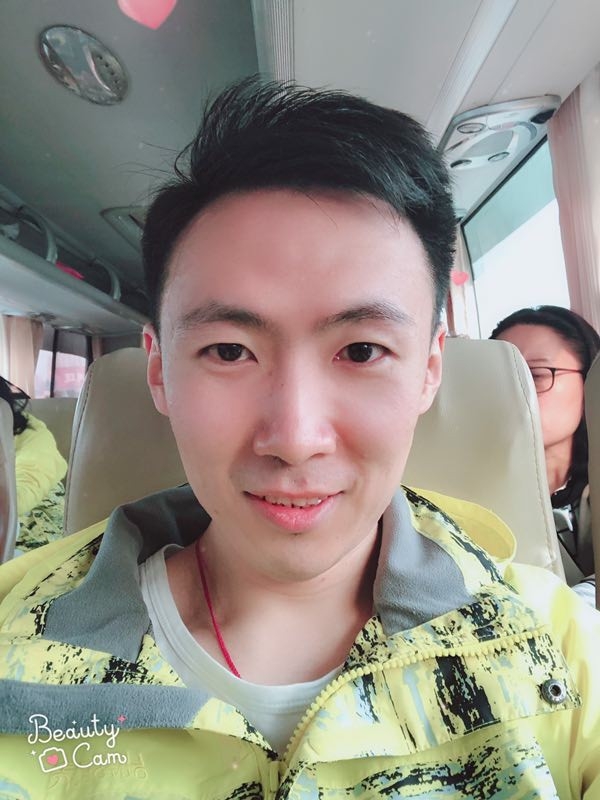 郭白白的第二张照片--中山相亲服务中心
