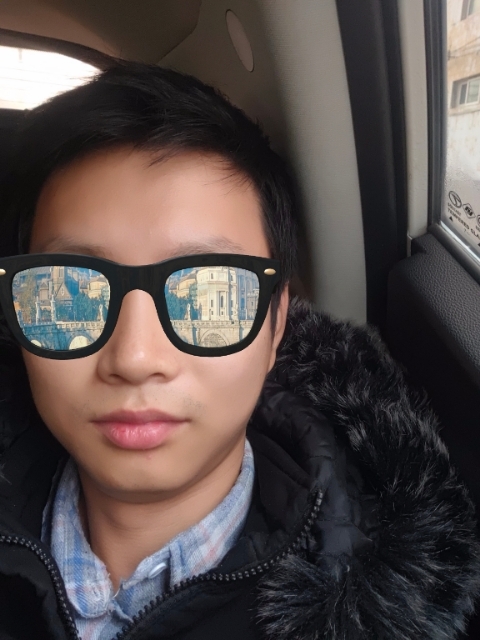 请问揉揉头的第一张照片--中山相亲服务中心