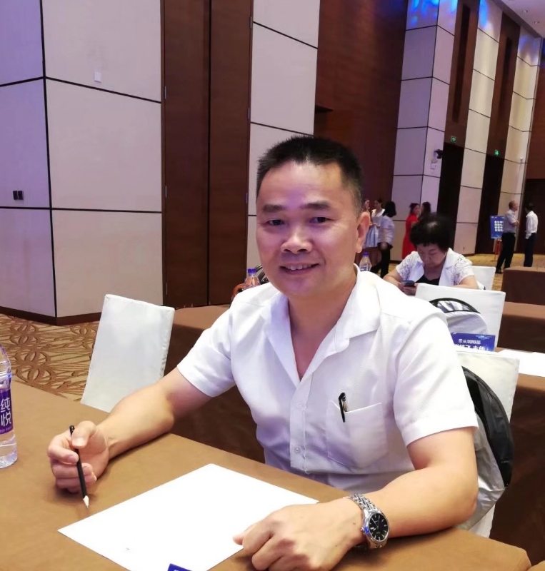 温馨港湾只差一个你的第一张照片--中山相亲服务中心