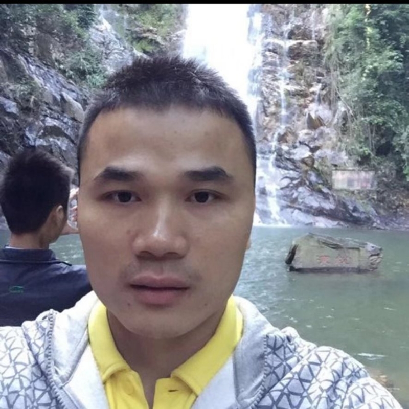 老梁的第一张照片--中山相亲服务中心