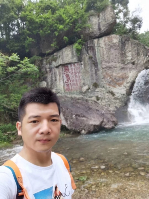 愿得一人心的第一张照片--中山相亲服务中心
