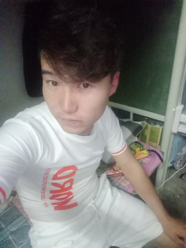 再回首的第一张照片--中山相亲服务中心