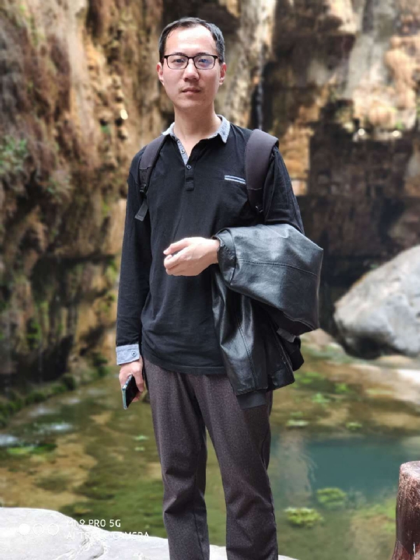 追日的第一张照片--中山相亲服务中心