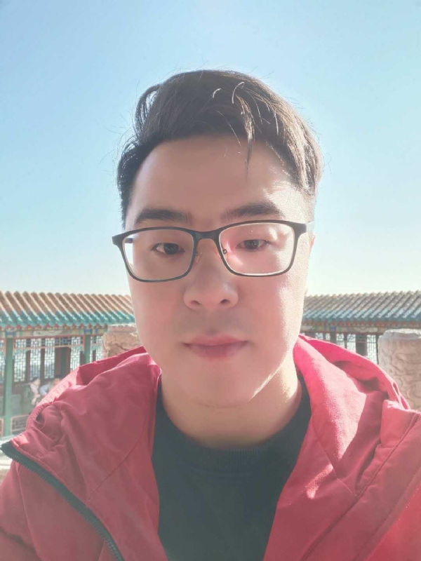 不爱吃竹子的小熊的第一张照片--中山相亲服务中心