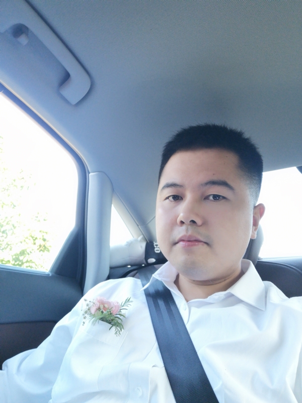 小阿郎的第一张照片--中山相亲服务中心
