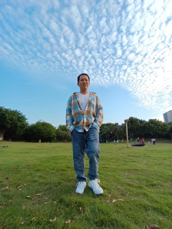 曹先生的第三张照片--中山相亲服务中心