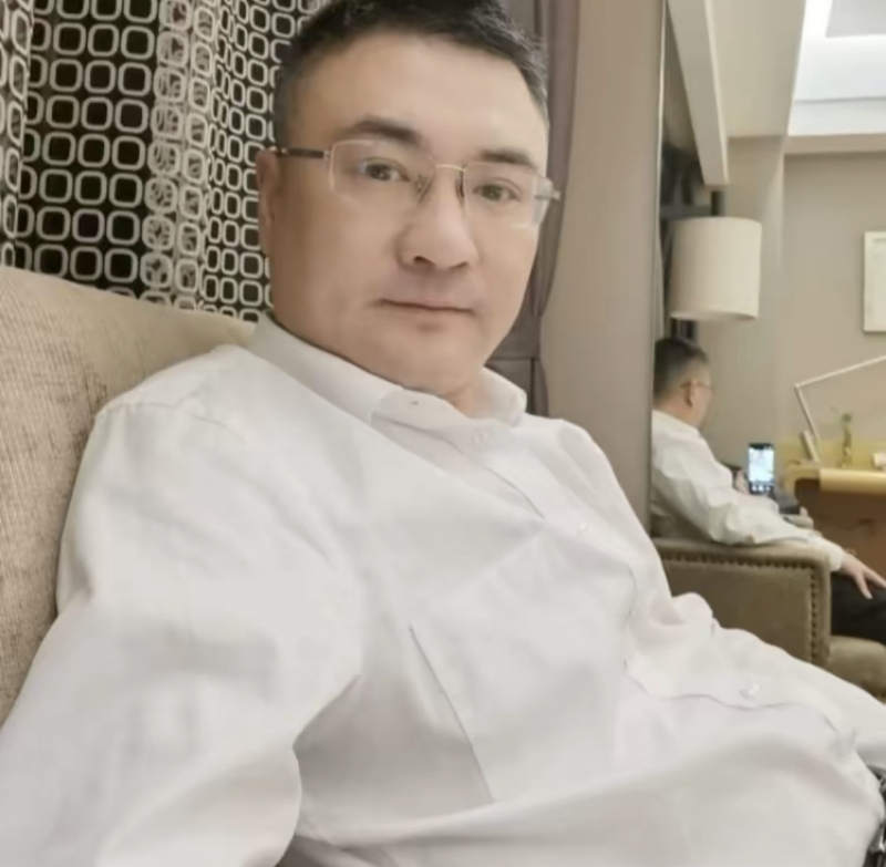 追逐的第二张照片--中山相亲服务中心