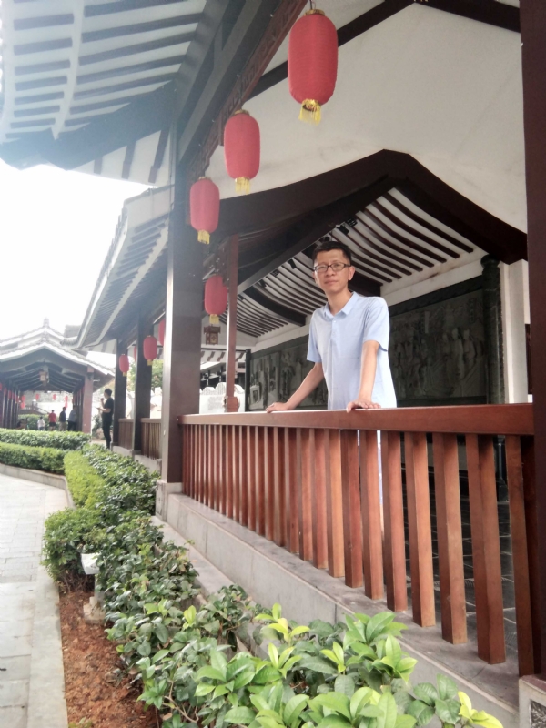 lijian的第一张照片--中山相亲服务中心
