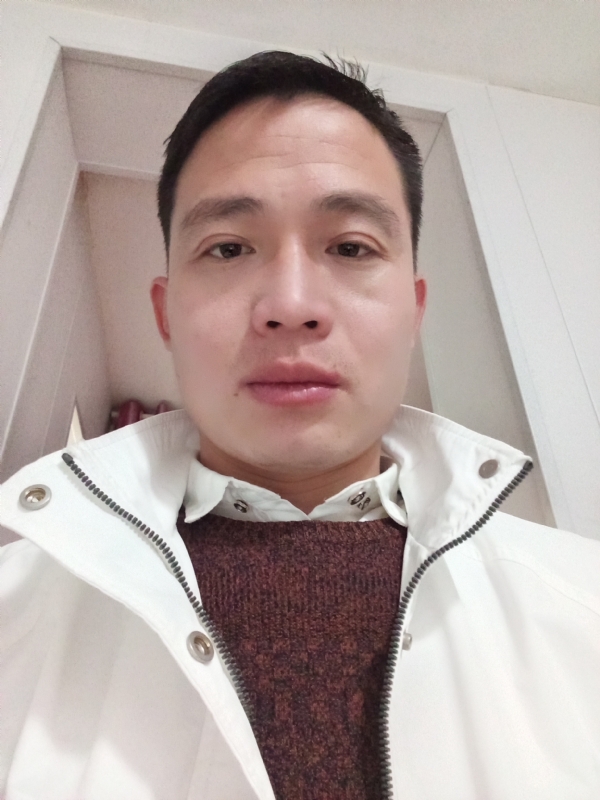 忧伤还是快乐的第一张照片--中山相亲服务中心