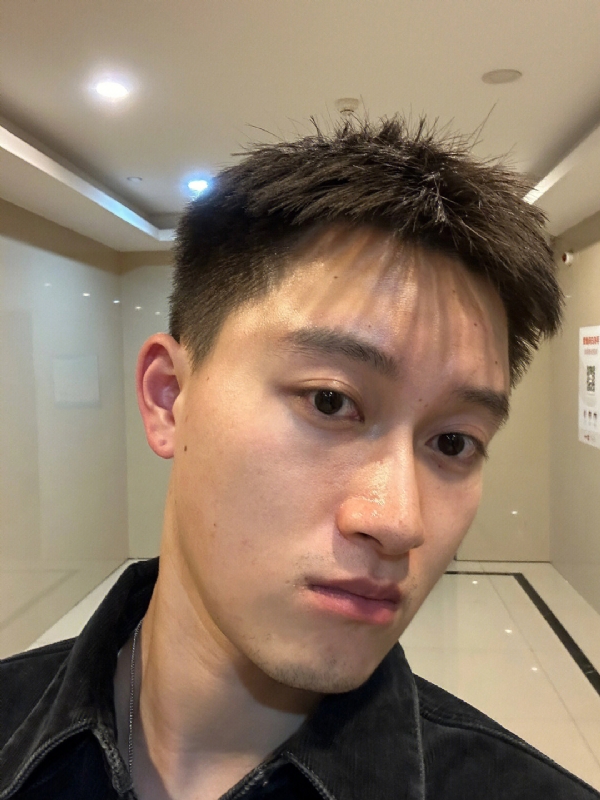 月光之下的第一张照片--中山相亲服务中心