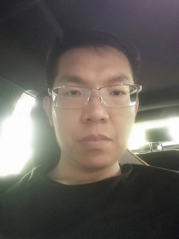 小黑包的第一张照片--中山相亲服务中心