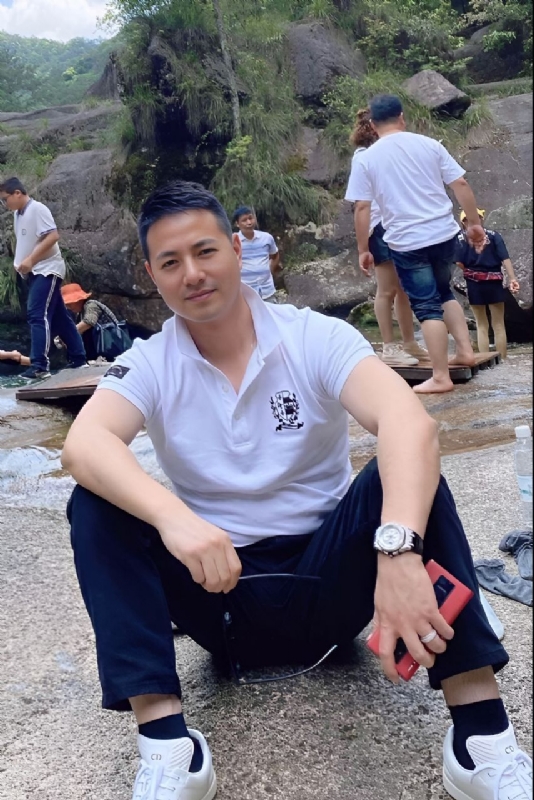 勿忘初心的第三张照片--中山相亲服务中心