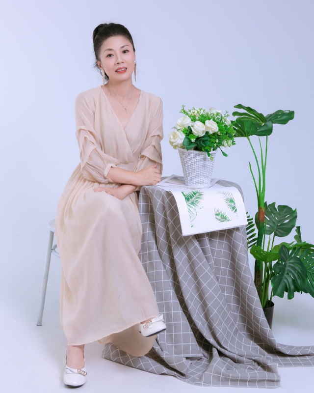 Anna的第一张照片--中山相亲服务中心