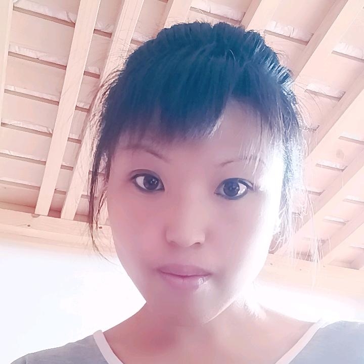 Lily的第一张照片--中山相亲服务中心