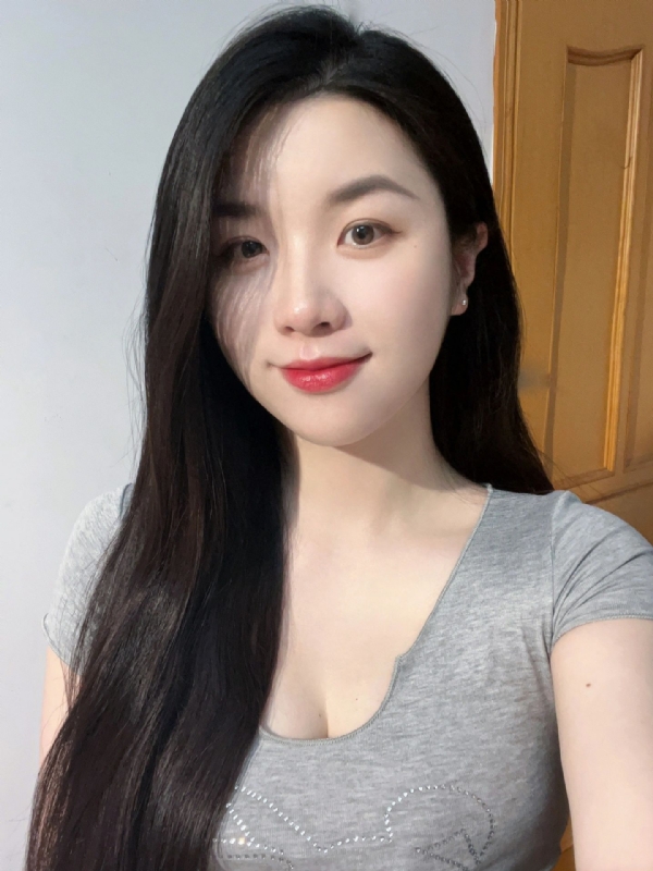 乔乔在寻爱的第二张照片--中山相亲服务中心