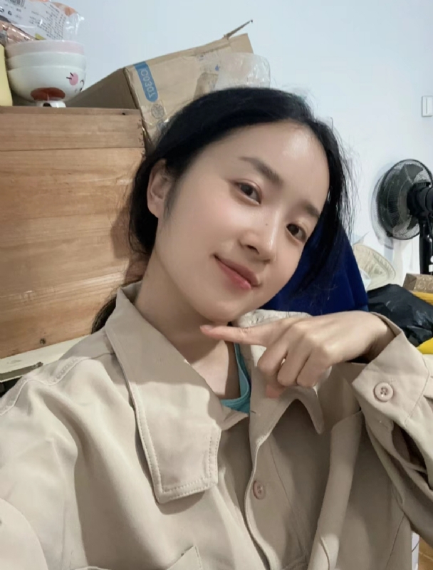 多喝热水的第二张照片--中山相亲服务中心