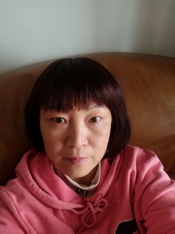 红玫瑰的第一张照片--中山相亲服务中心
