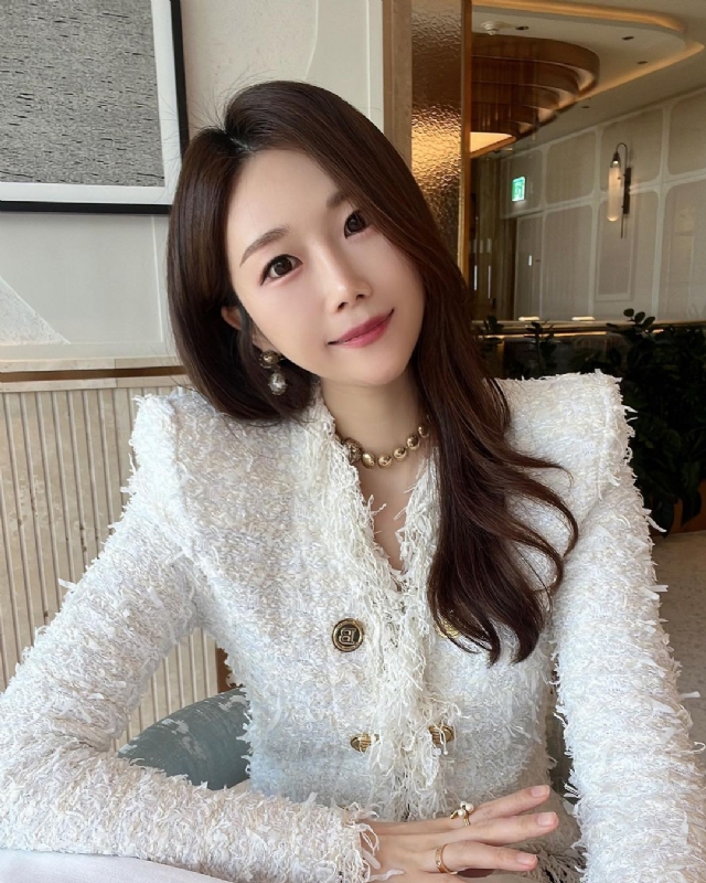 惠然的第一张照片--中山相亲服务中心
