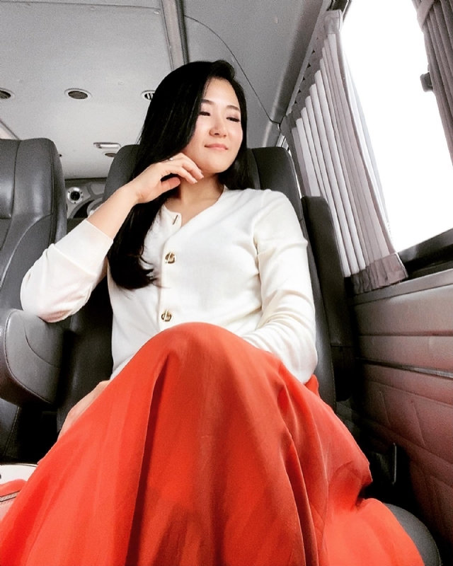 深凝久伴的第一张照片--中山相亲服务中心