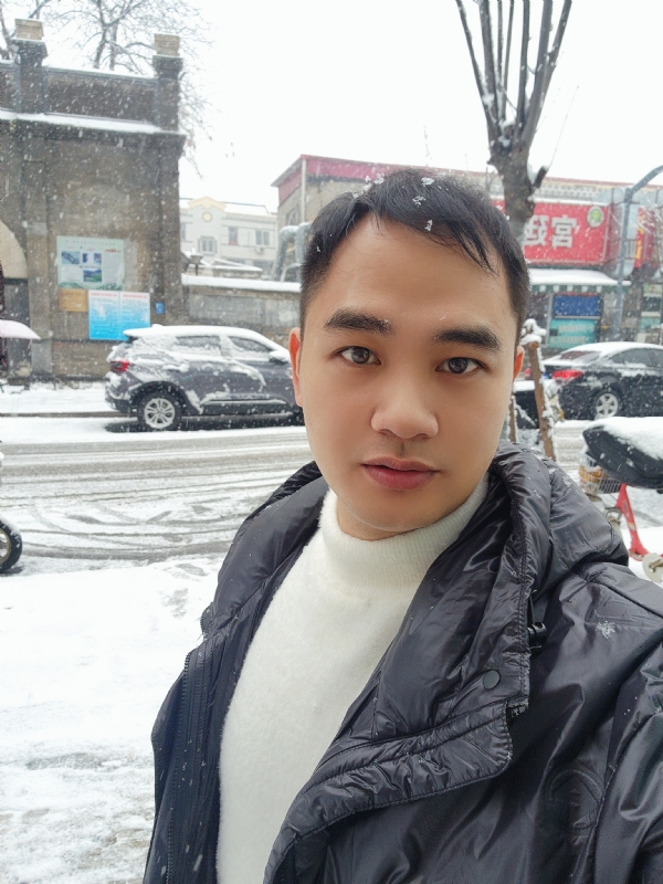 寻找合适伴侣的第一张照片--中山相亲服务中心