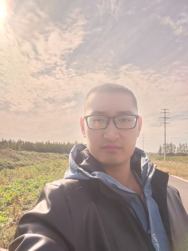 温暖胸膛的第一张照片--中山相亲服务中心