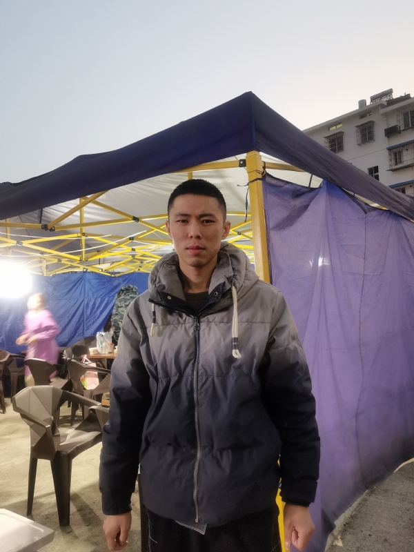 谁谁谁的第一张照片--中山相亲服务中心