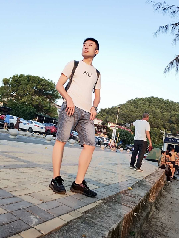 俊皓的第二张照片--中山相亲服务中心