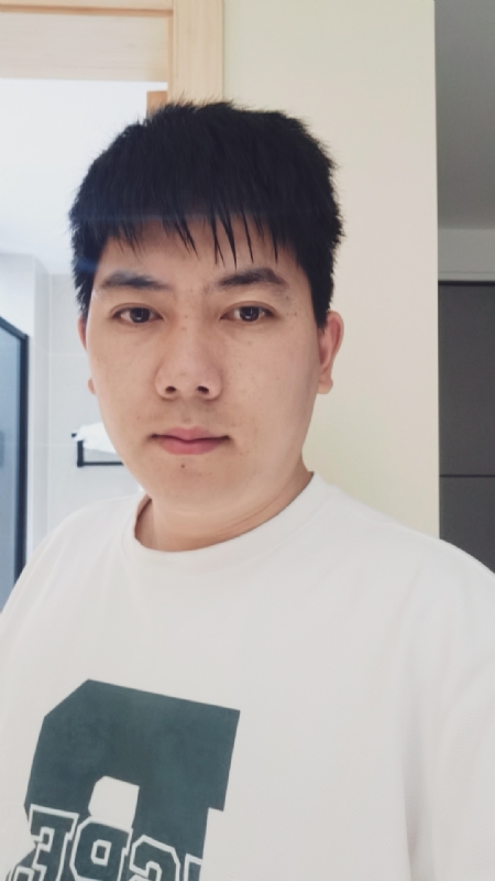 单男寻夫妻交友的第一张照片--中山相亲服务中心