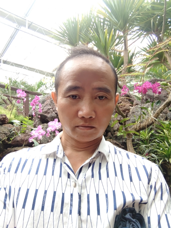 闲云盘鹤的第一张照片--中山相亲服务中心