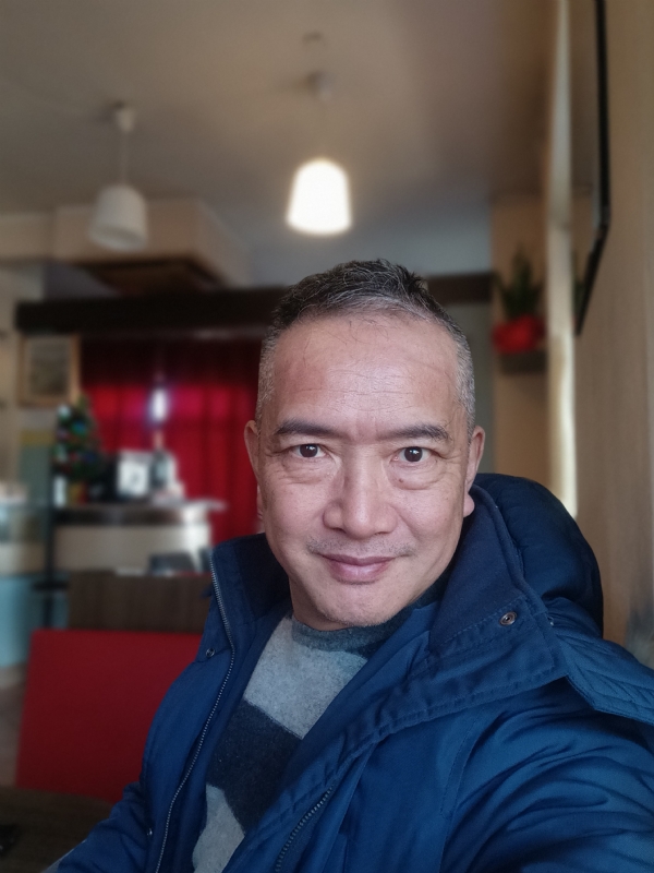 大龙的第一张照片--中山相亲服务中心